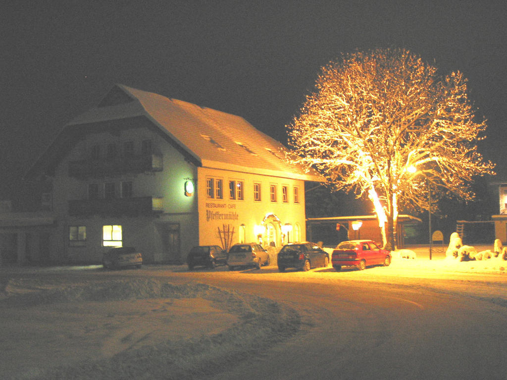 Landgasthof Pfeffermuehle Kotschach-Mauthen Exteriör bild