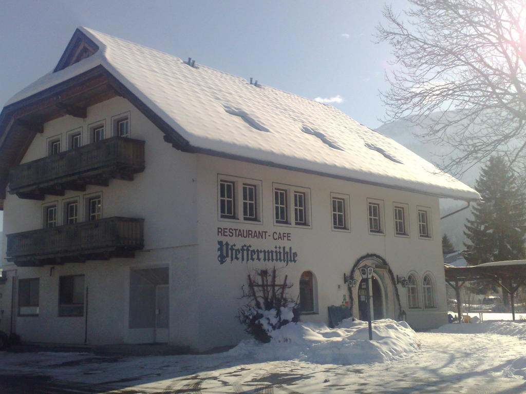 Landgasthof Pfeffermuehle Kotschach-Mauthen Exteriör bild